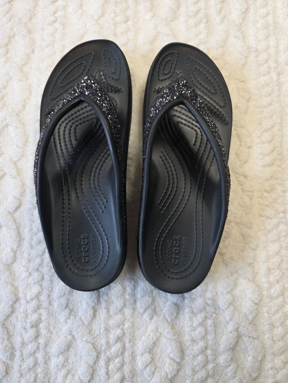 Crocs Black Glitter Flip Flops Women’s Size 9 Iconic Comfort